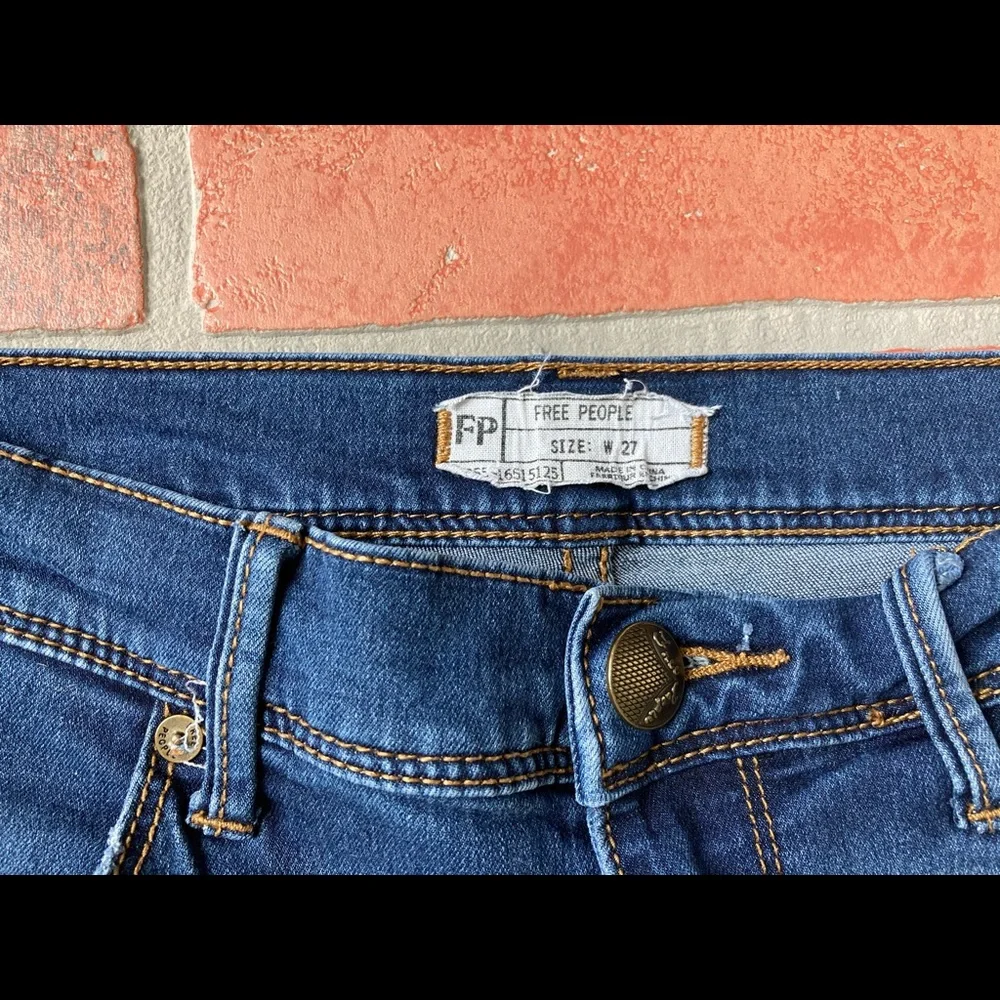 Free people crop jeans DONATING SOON - Picture 4 of 10